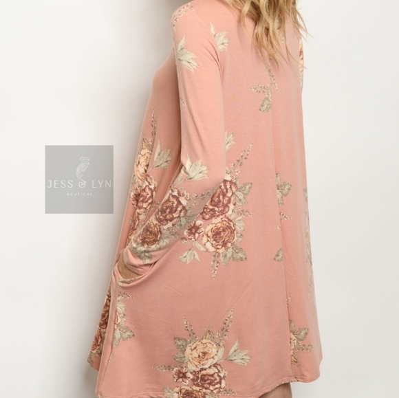 🆕Floral Swing Dress w/Pockets - Picture 3 of 16